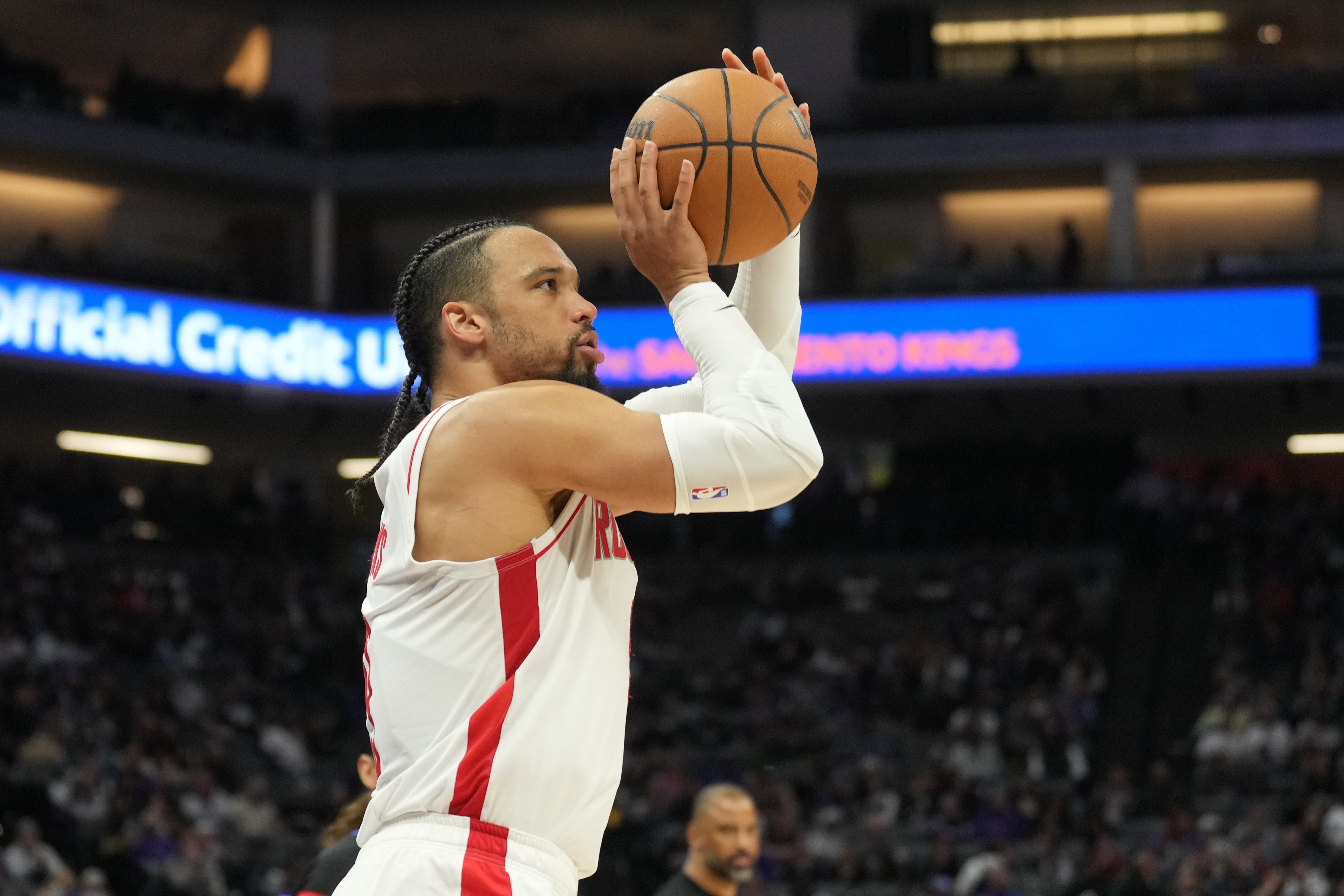 雷竞技电竞 -明尼苏达森林狼迎欧联关键赛，今晨篮板制胜，话题不断，纪律约束更严格 